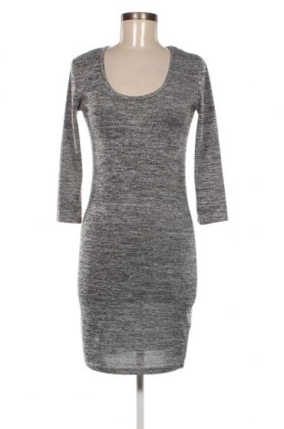 Kleid Terranova, Größe M, Farbe Grau, Preis 10,29 €