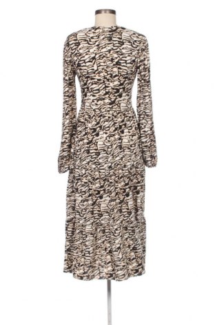 Φόρεμα Trendyol, Μέγεθος M, Χρώμα Πολύχρωμο, Τιμή 30,06 €
