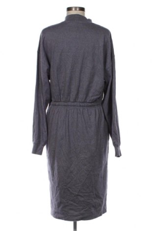 Kleid Uniqlo, Größe M, Farbe Mehrfarbig, Preis 33,40 €