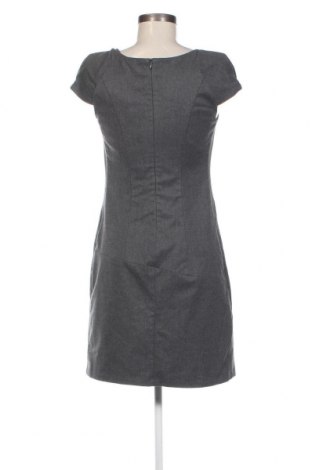 Kleid United Colors Of Benetton, Größe S, Farbe Grau, Preis 9,51 €