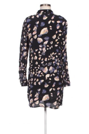 Kleid VILA, Größe M, Farbe Mehrfarbig, Preis 11,27 €