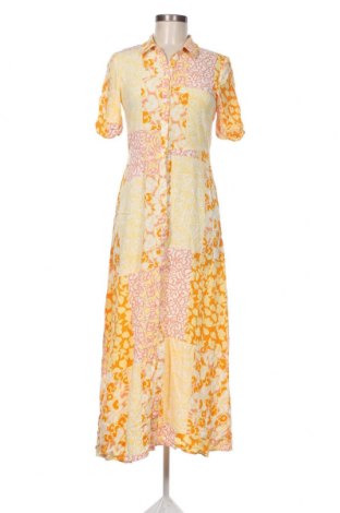 Kleid Y.A.S, Größe M, Farbe Mehrfarbig, Preis 25,16 €