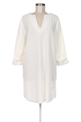 Kleid Zara, Größe M, Farbe Weiß, Preis 16,24 €