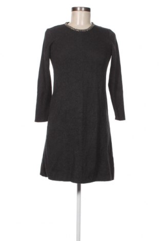 Kleid Zara Knitwear, Größe S, Farbe Grau, Preis 10,00 €