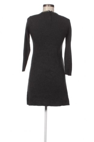 Kleid Zara Knitwear, Größe S, Farbe Grau, Preis 8,75 €