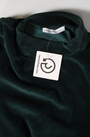 Kleid Zara Trafaluc, Größe S, Farbe Grün, Preis 8,39 €
