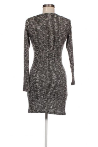 Kleid Zara Trafaluc, Größe M, Farbe Mehrfarbig, Preis 10,00 €