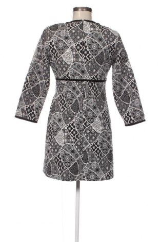 Kleid Zara Trafaluc, Größe M, Farbe Mehrfarbig, Preis 5,32 €