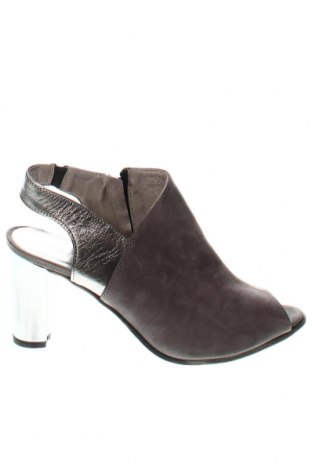 Sandalen, Größe 39, Farbe Grau, Preis € 13,22