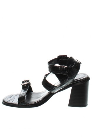 Sandale New Look, Mărime 38, Culoare Negru, Preț 99,49 Lei