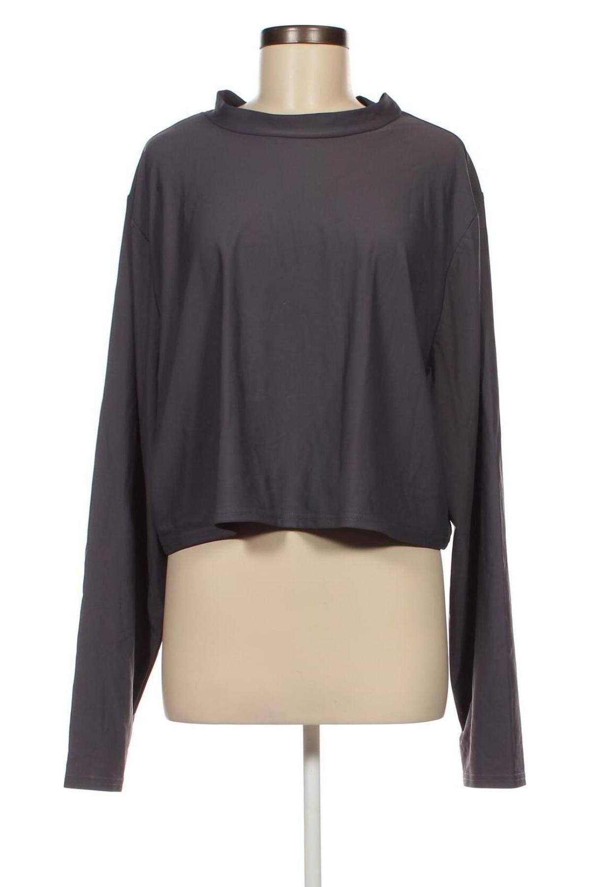 Γυναικεία μπλούζα ASOS, Μέγεθος 4XL, Χρώμα Γκρί, Τιμή 17,00 €