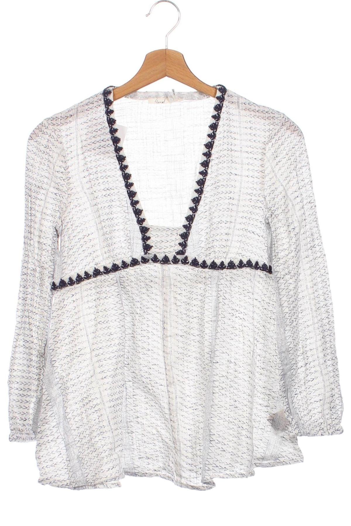 Γυναικεία μπλούζα Floreat, Μέγεθος XS, Χρώμα Πολύχρωμο, Τιμή 4,25 €