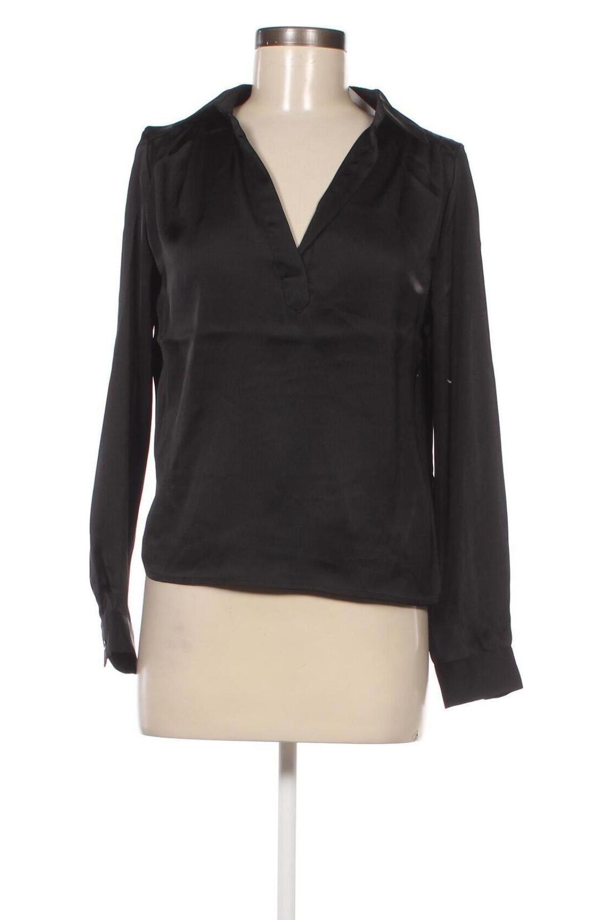 Дамска блуза ONLY, Размер S, Цвят Черен, Цена 6,90 лв.