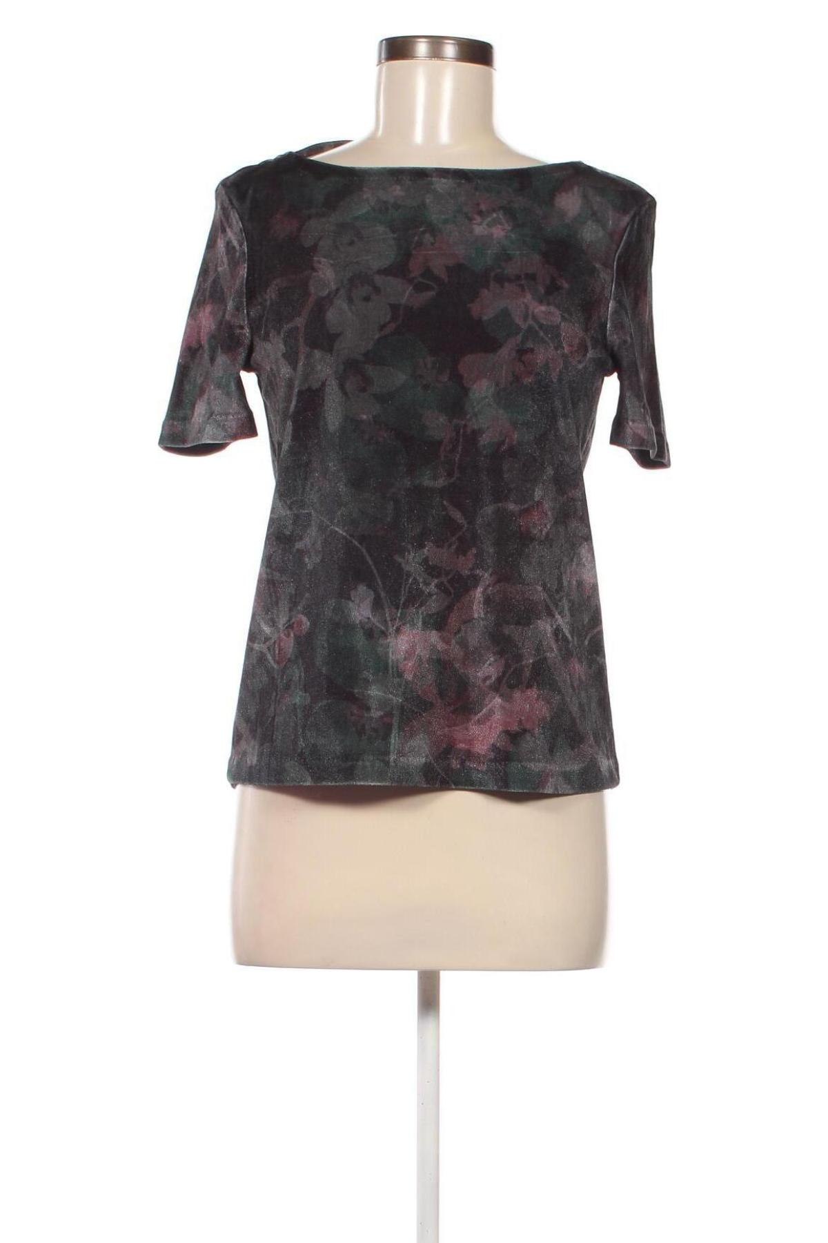 Damen Shirt Object, Größe XS, Farbe Mehrfarbig, Preis 3,55 €
