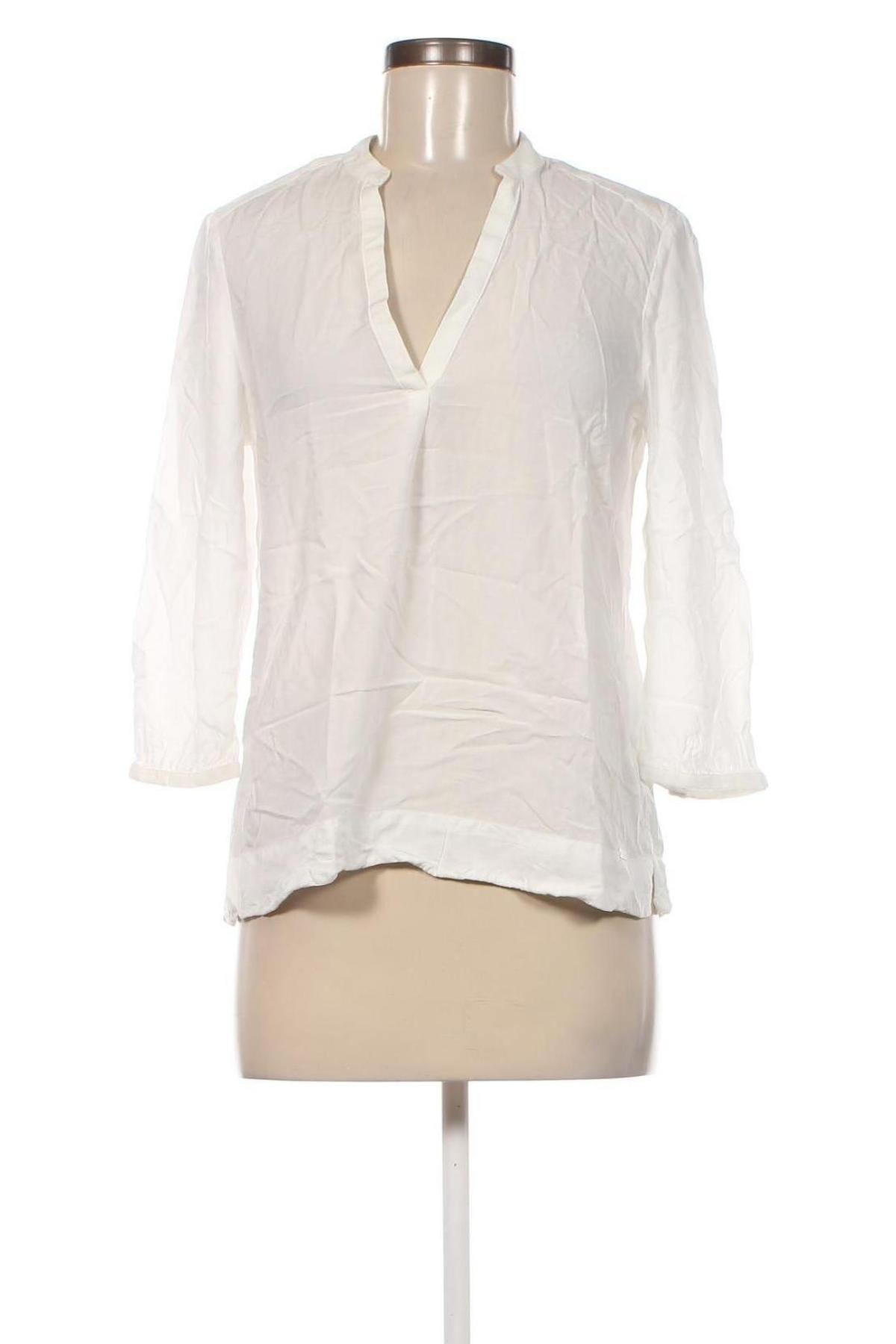Damen Shirt Q/S by S.Oliver, Größe S, Farbe Weiß, Preis 8,67 €
