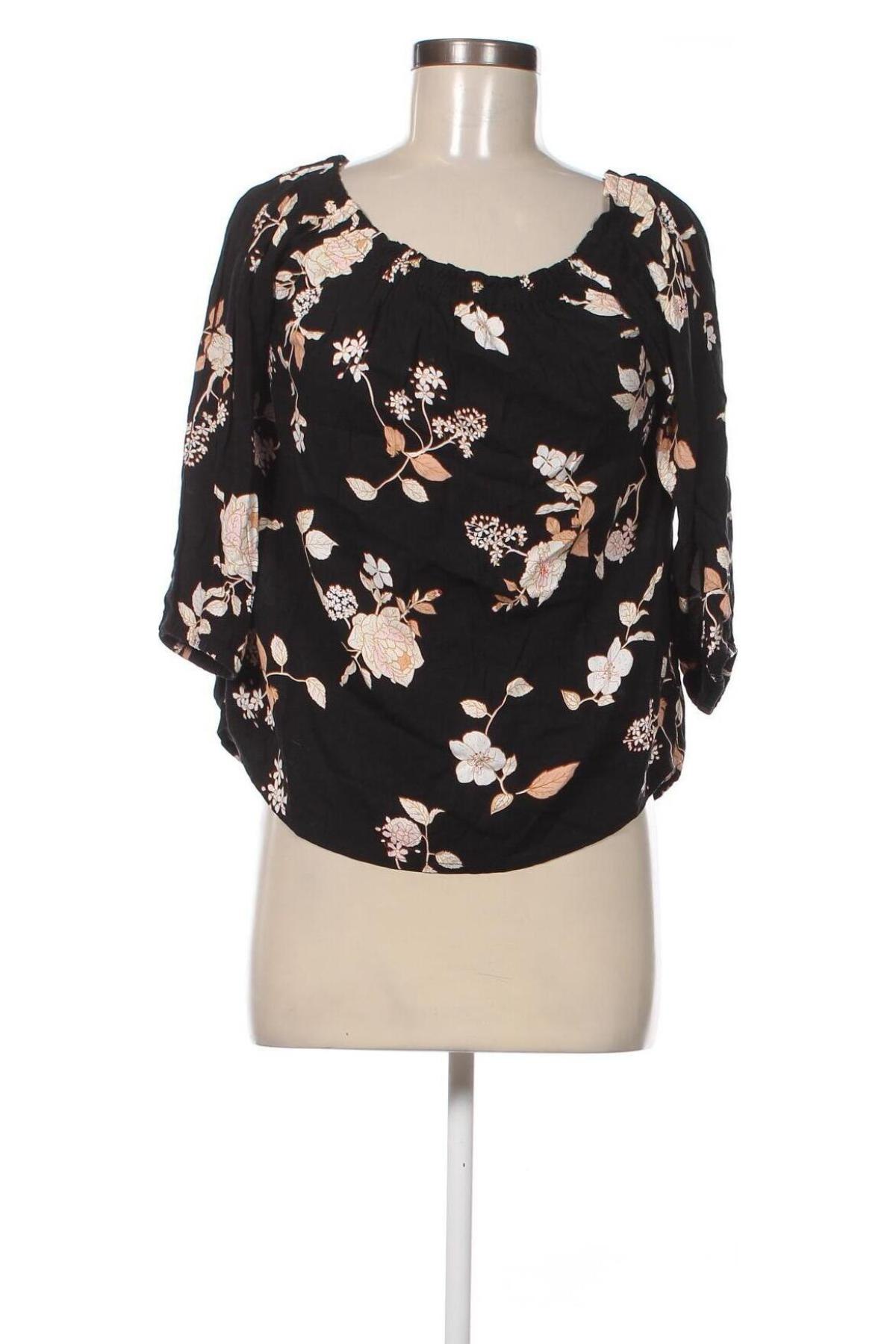 Дамска блуза Saint Tropez, Размер S, Цвят Многоцветен, Цена 17,95 лв.