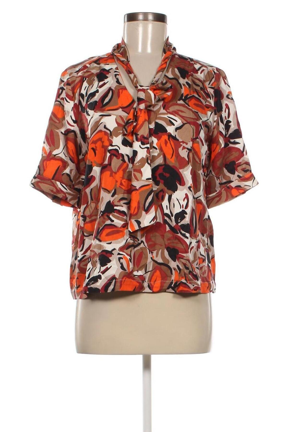 Дамска блуза Stefanel, Размер M, Цвят Многоцветен, Цена 86,94 лв.