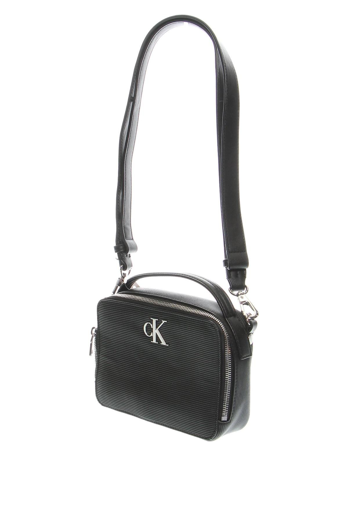 Dámska kabelka  Calvin Klein, Farba Čierna, Cena  109,10 €