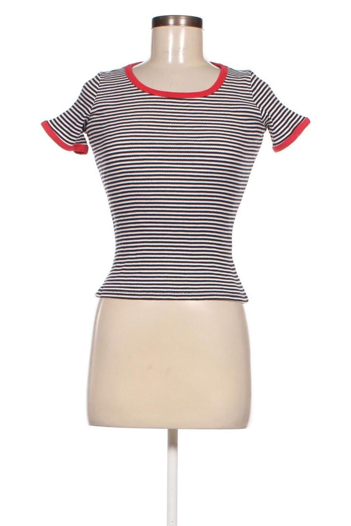 Γυναικείο t-shirt H&M Divided, Μέγεθος S, Χρώμα Πολύχρωμο, Τιμή 4,42 €