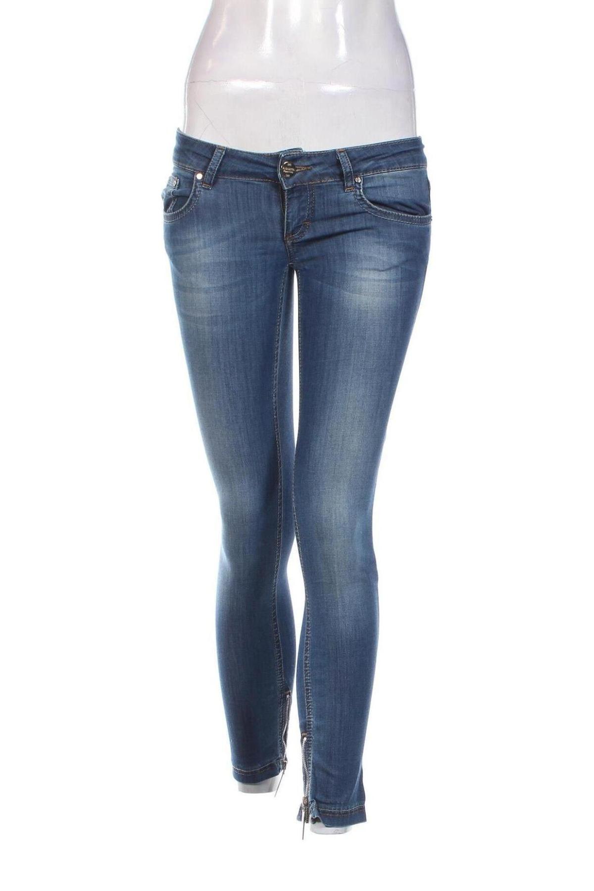 Damen Jeans Elisabetta Franchi, Größe S, Farbe Blau, Preis 46,19 €