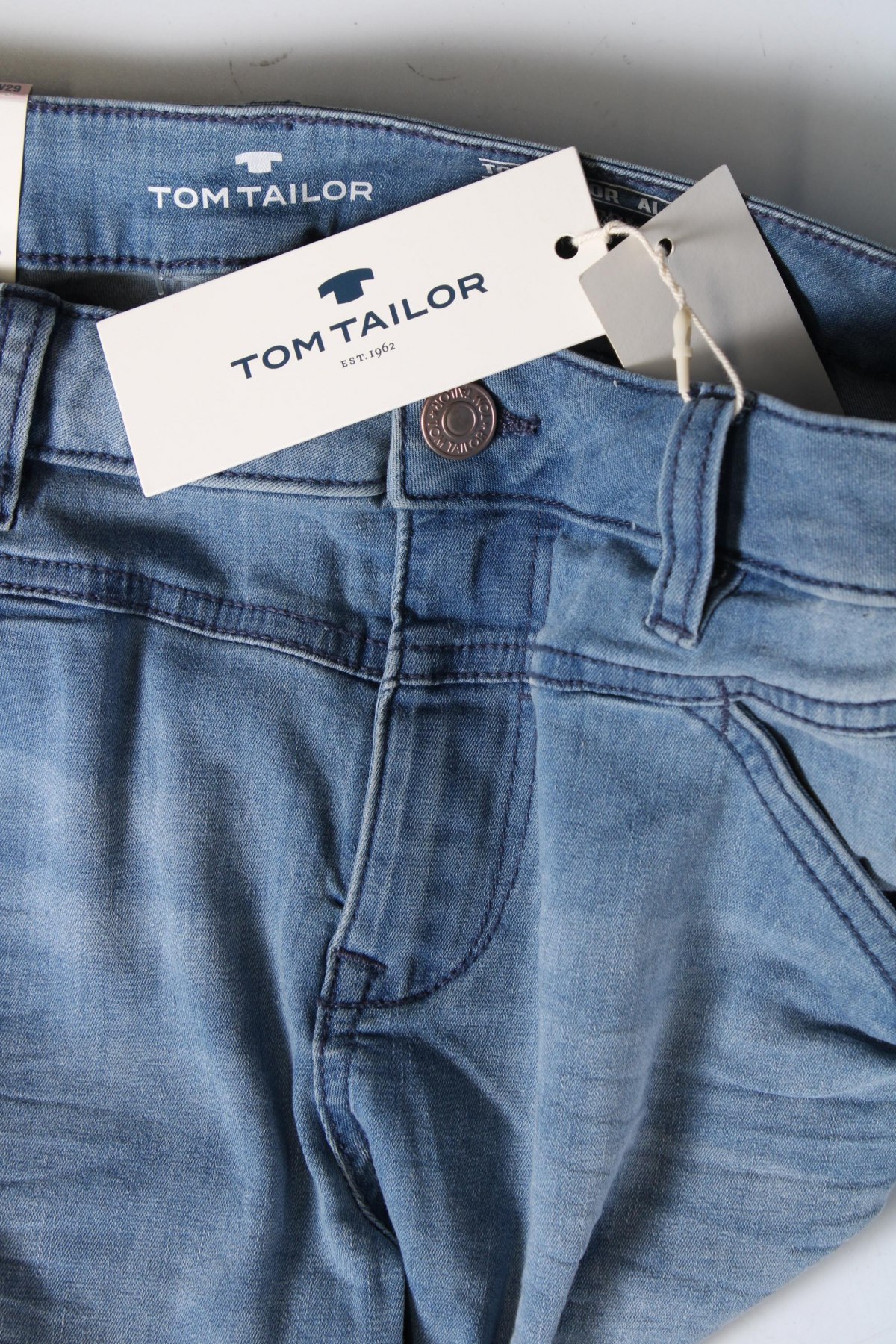 Дамски дънки Tom Tailor, Размер M, Цвят Син, Цена 32,55 лв.