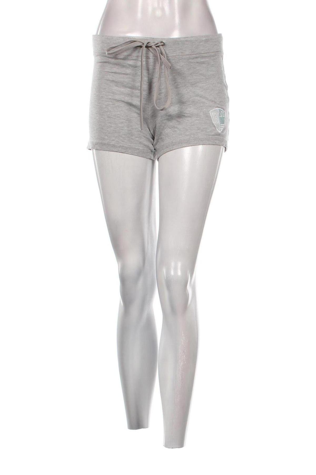 Γυναικείο κοντό παντελόνι Crane, Μέγεθος M, Χρώμα Γκρί, Τιμή 3,88 €