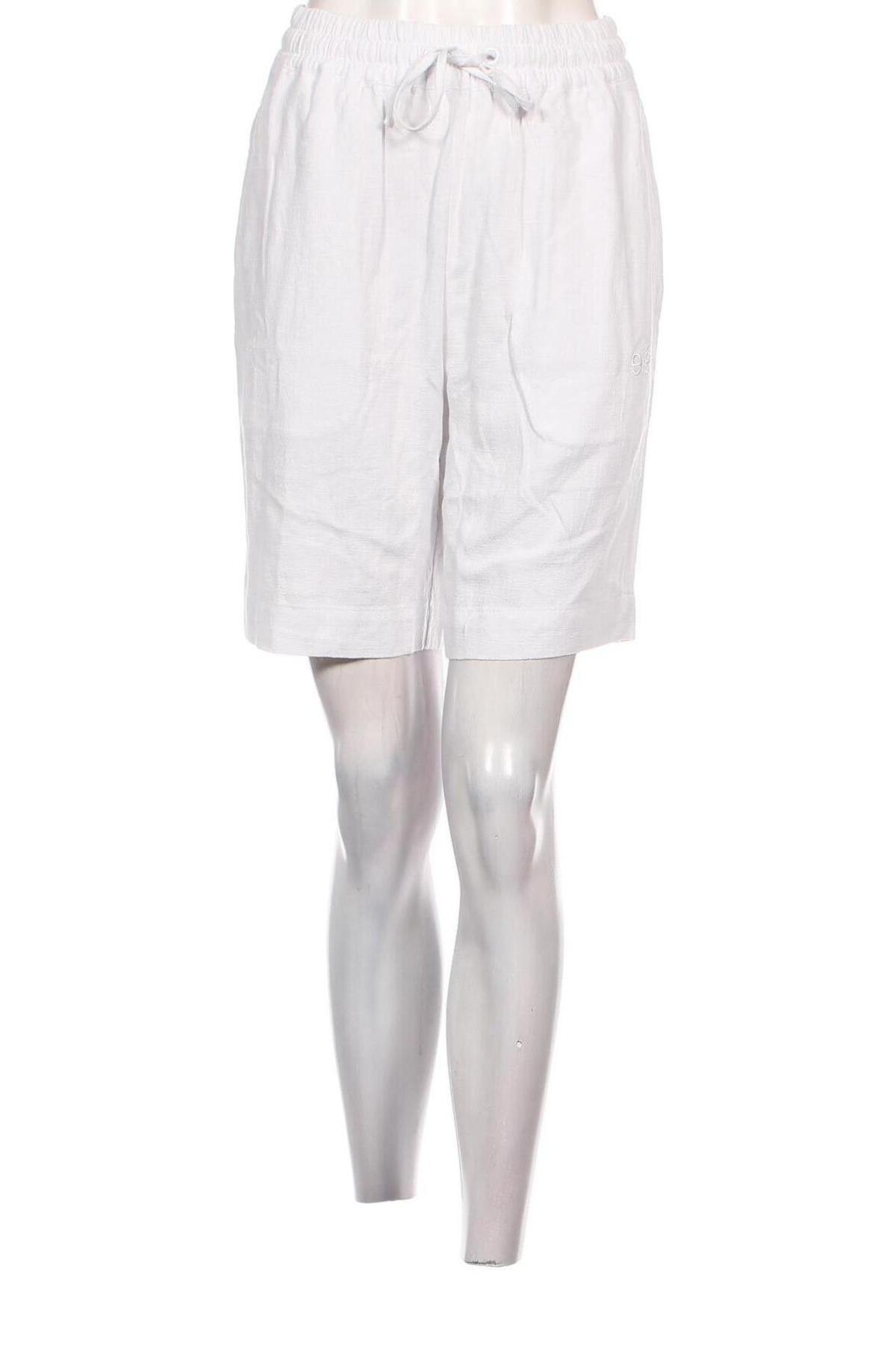 Pantaloni scurți de femei Esme Studios, Mărime S, Culoare Alb, Preț 191,84 Lei