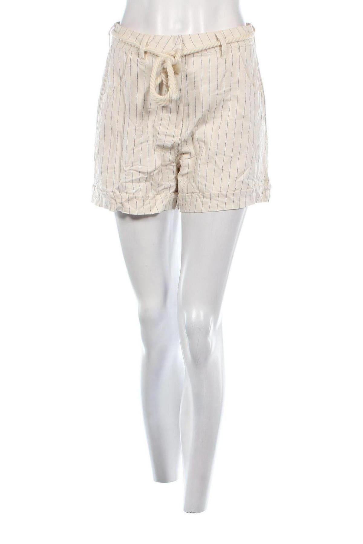 Γυναικείο κοντό παντελόνι Pieces, Μέγεθος M, Χρώμα Εκρού, Τιμή 4,70 €