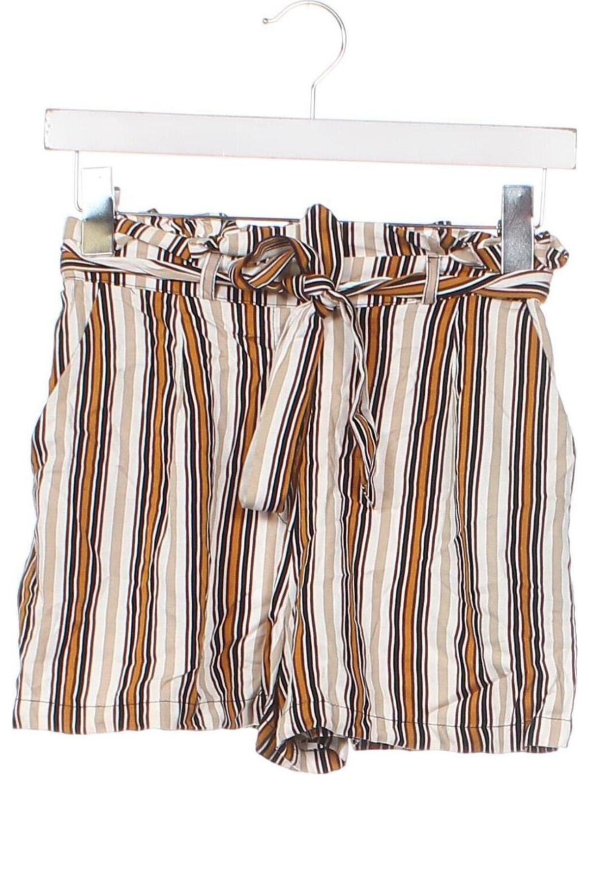 Γυναικείο κοντό παντελόνι Pull&Bear, Μέγεθος XS, Χρώμα Πολύχρωμο, Τιμή 4,58 €