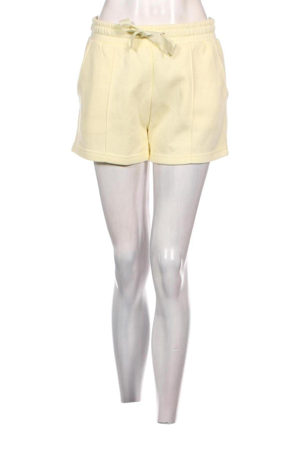 Дамски къс панталон Rosemunde, Размер S, Цвят Жълт, Цена 58,32 лв.