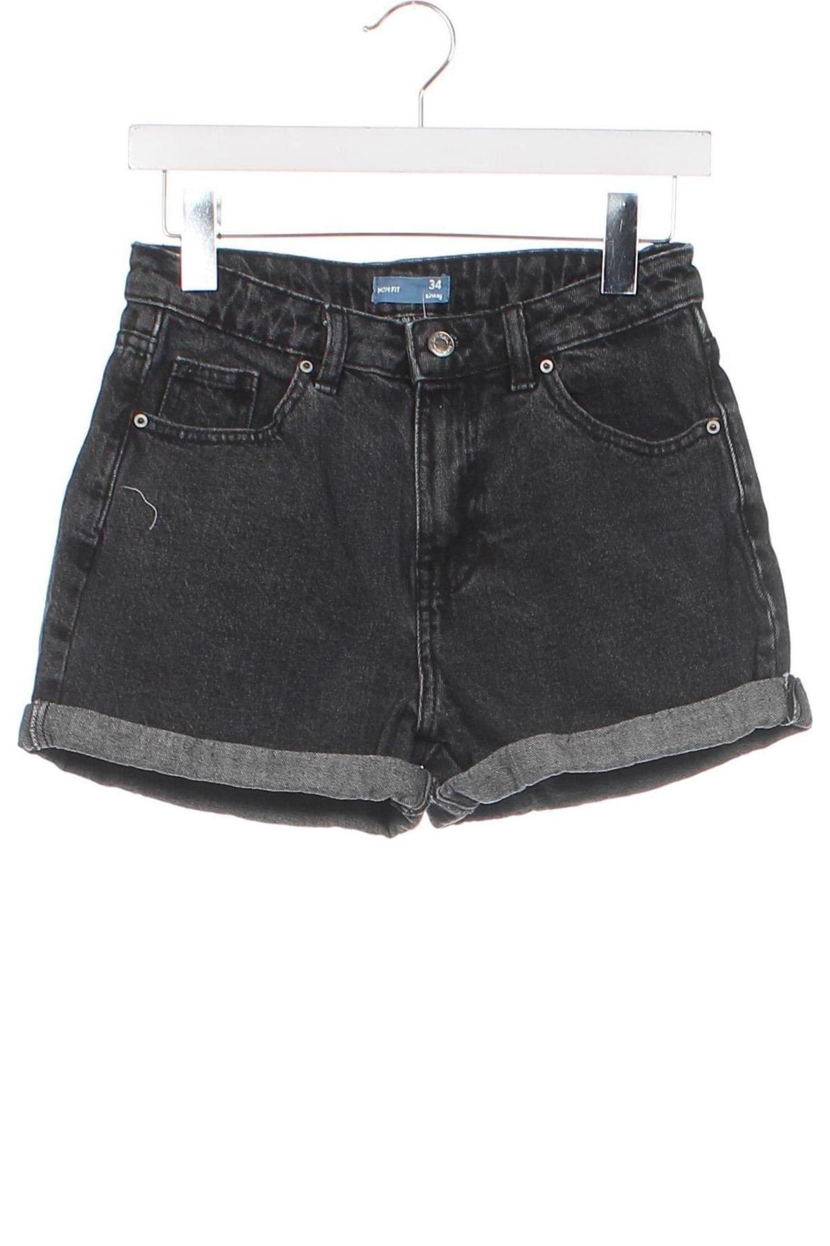 Pantaloni scurți de femei Sinsay, Mărime XS, Culoare Negru, Preț 26,17 Lei