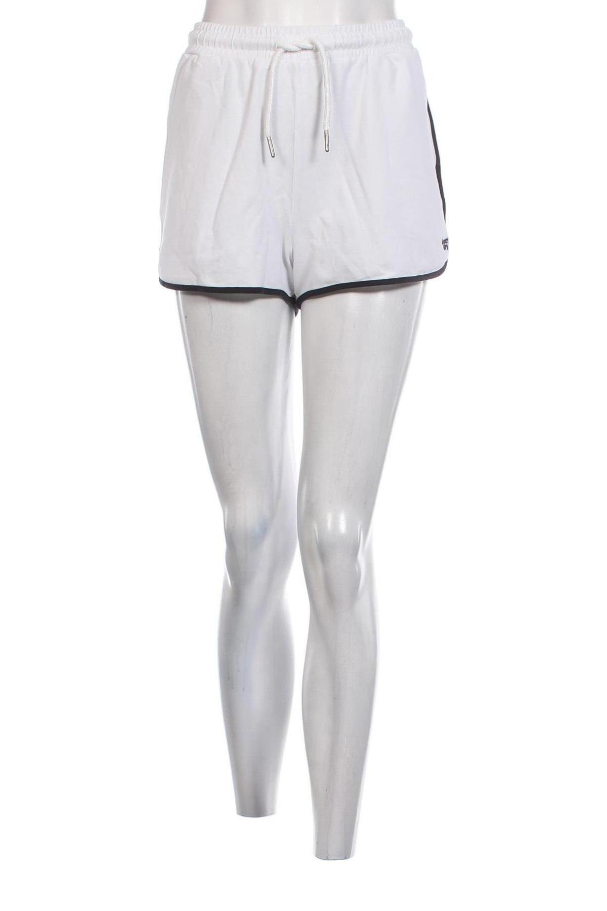 Γυναικείο κοντό παντελόνι Superdry, Μέγεθος L, Χρώμα Λευκό, Τιμή 20,24 €