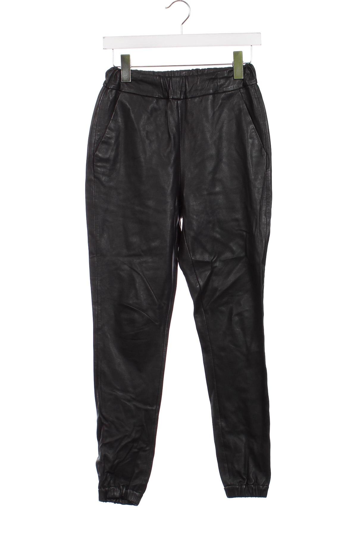 Дамски кожен панталон Moss Copenhagen, Размер XS, Цвят Черен, Цена 22,17 лв.