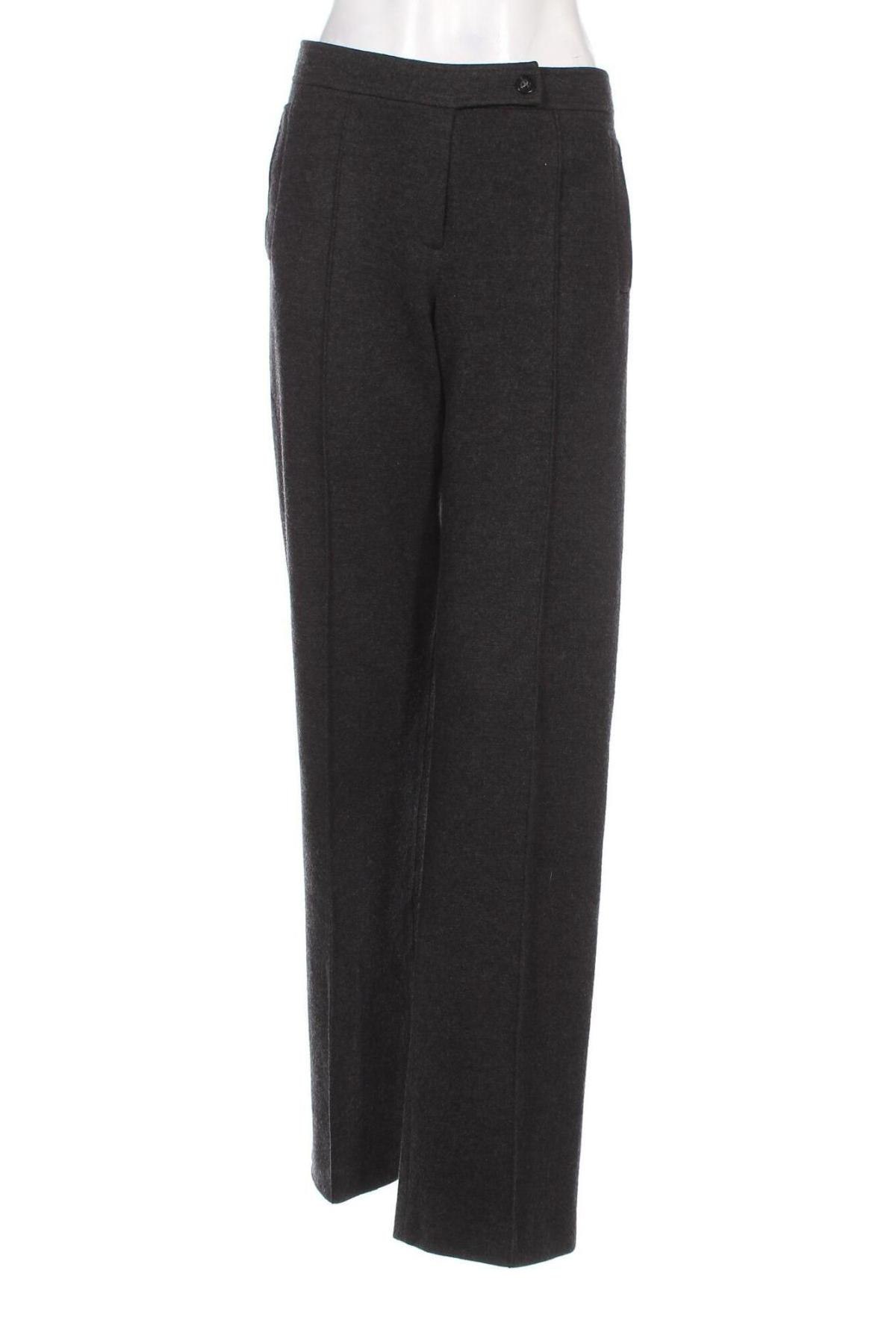 Pantaloni de femei Escada Sport, Mărime M, Culoare Gri, Preț 232,40 Lei
