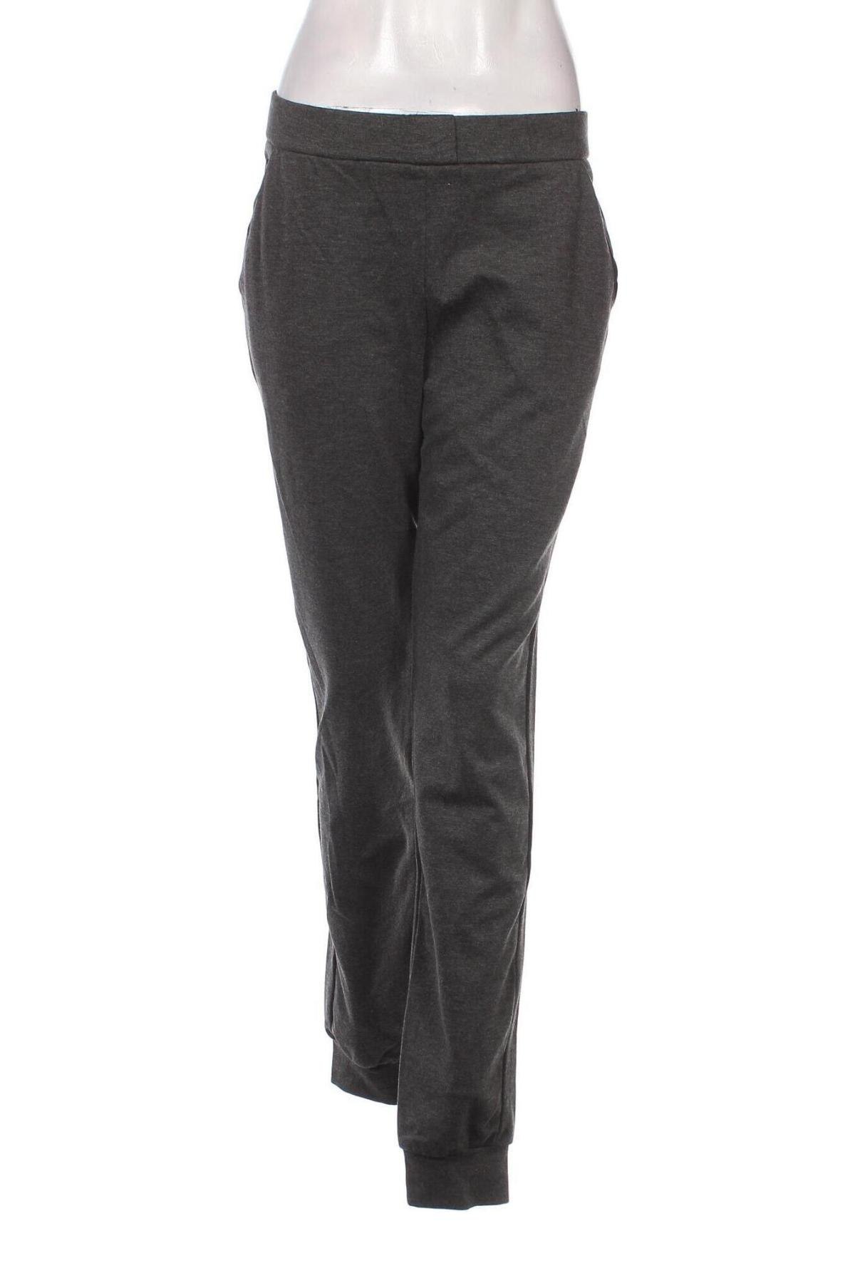 Дамски панталон Lacoste, Размер M, Цвят Сив, Цена 104,04 лв.