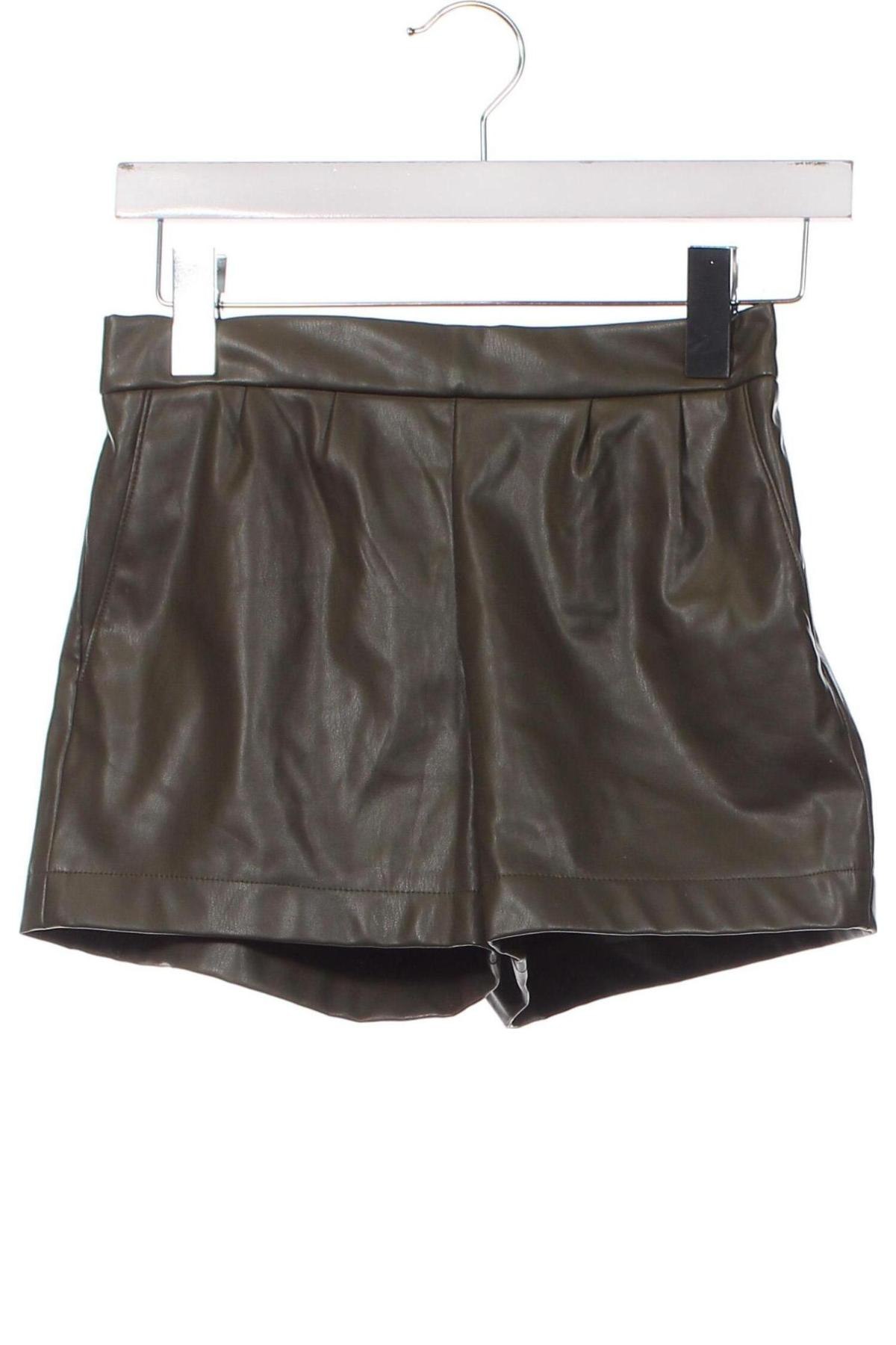 Pantaloni scurți pentru copii Page One, Mărime 10-11y/ 146-152 cm, Culoare Verde, Preț 24,87 Lei