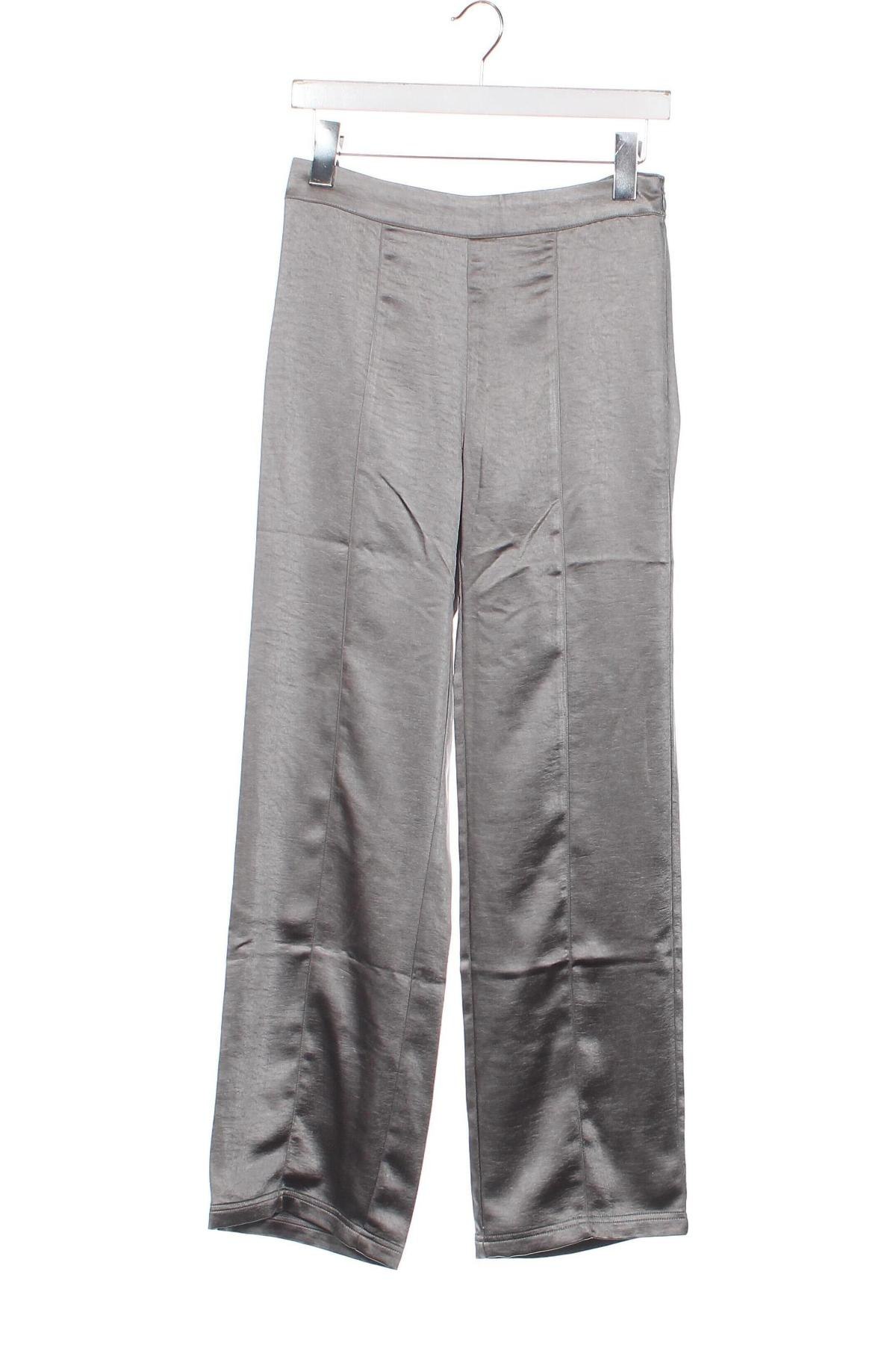 Детски панталон Gina Tricot, Размер 11-12y/ 152-158 см, Цвят Сребрист, Цена 46,00 лв.