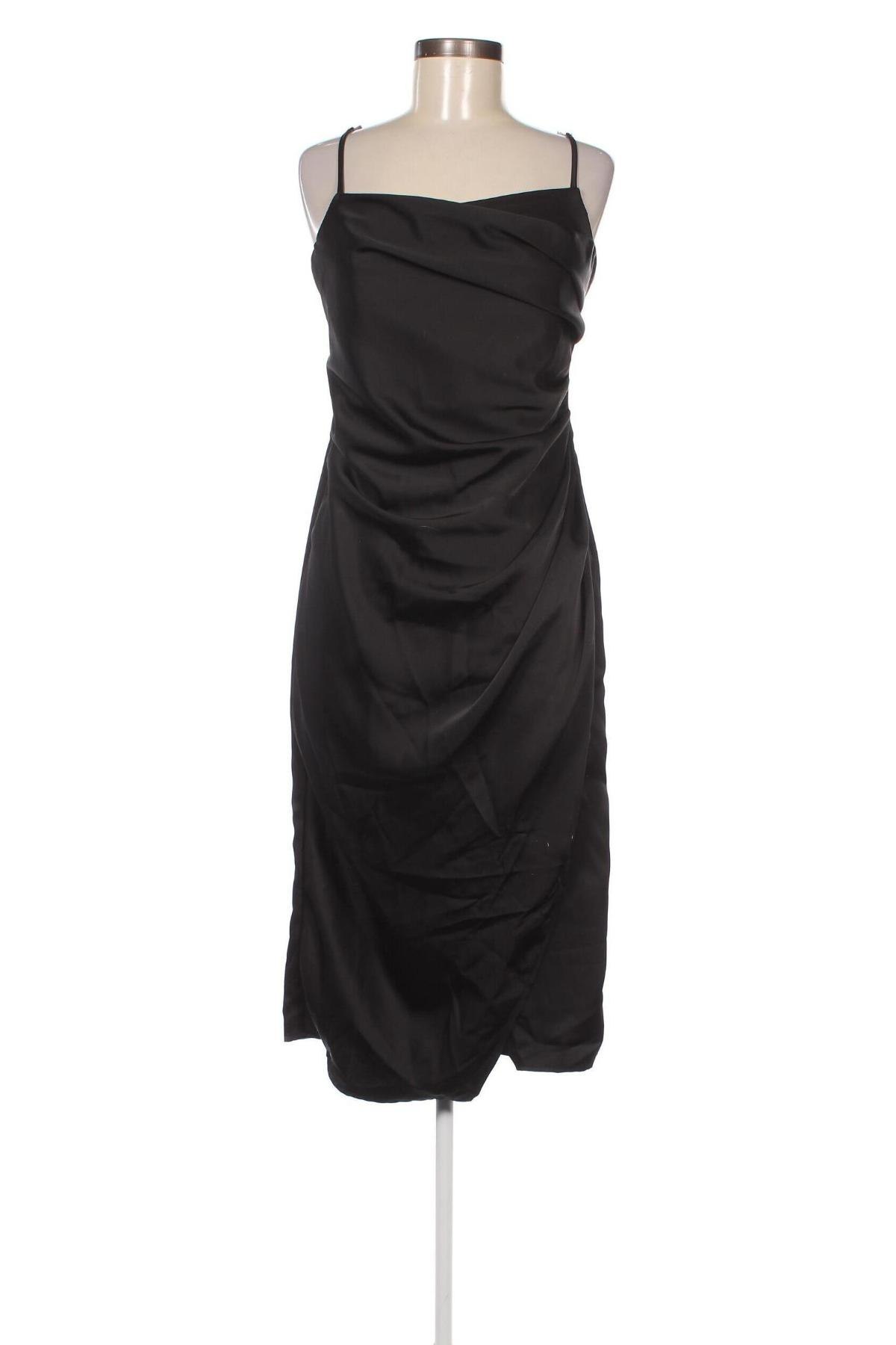 Kleid Boohoo, Größe M, Farbe Schwarz, Preis 10,00 €