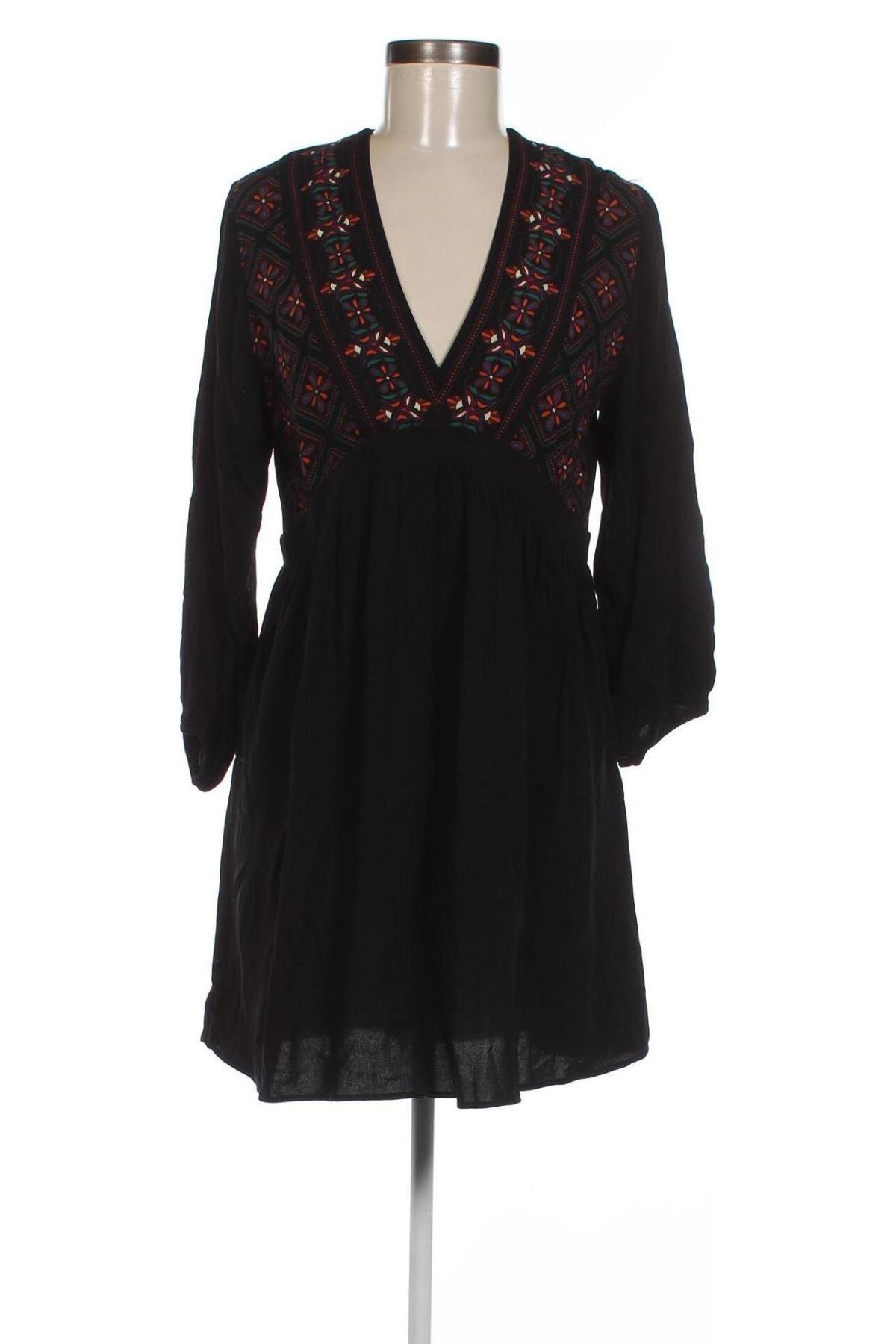 Šaty  Desigual, Veľkosť XS, Farba Čierna, Cena  39,52 €