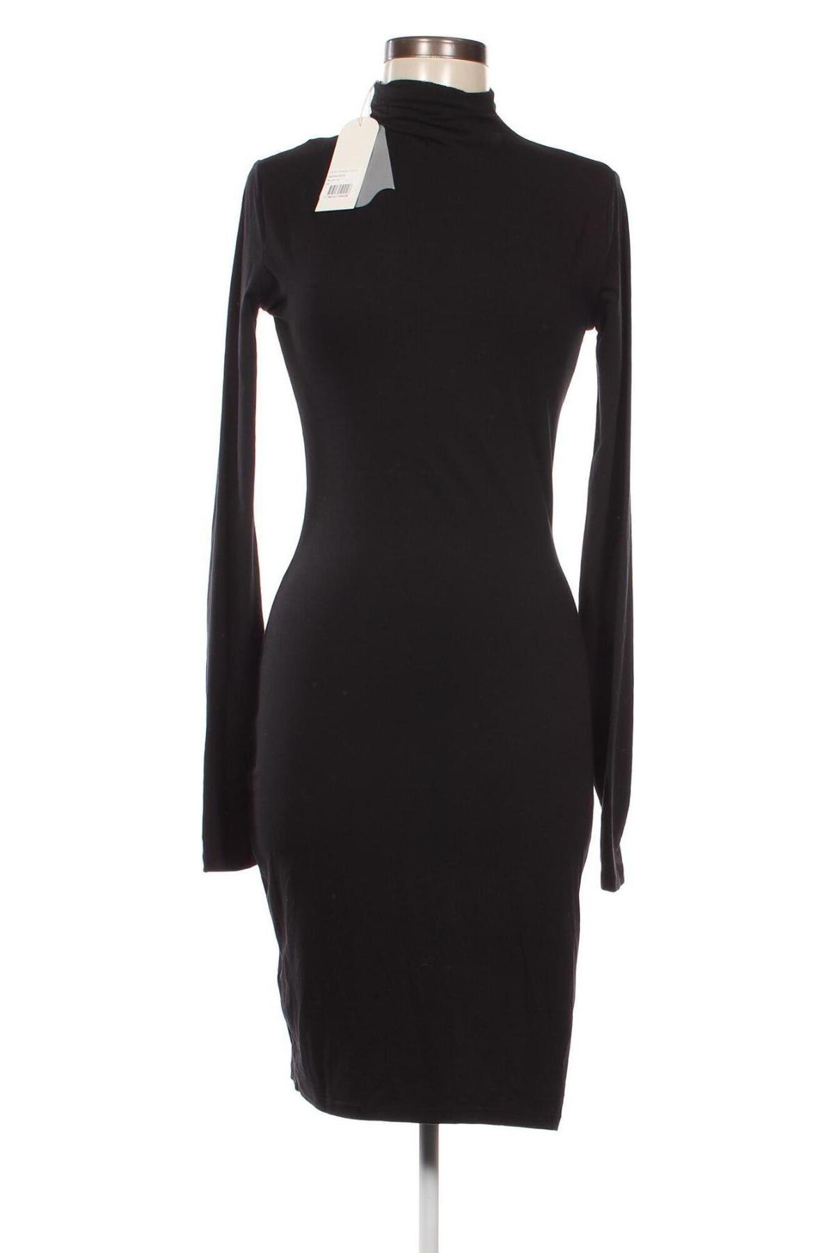 Φόρεμα LEZU, Μέγεθος M, Χρώμα Μαύρο, Τιμή 96,39 €