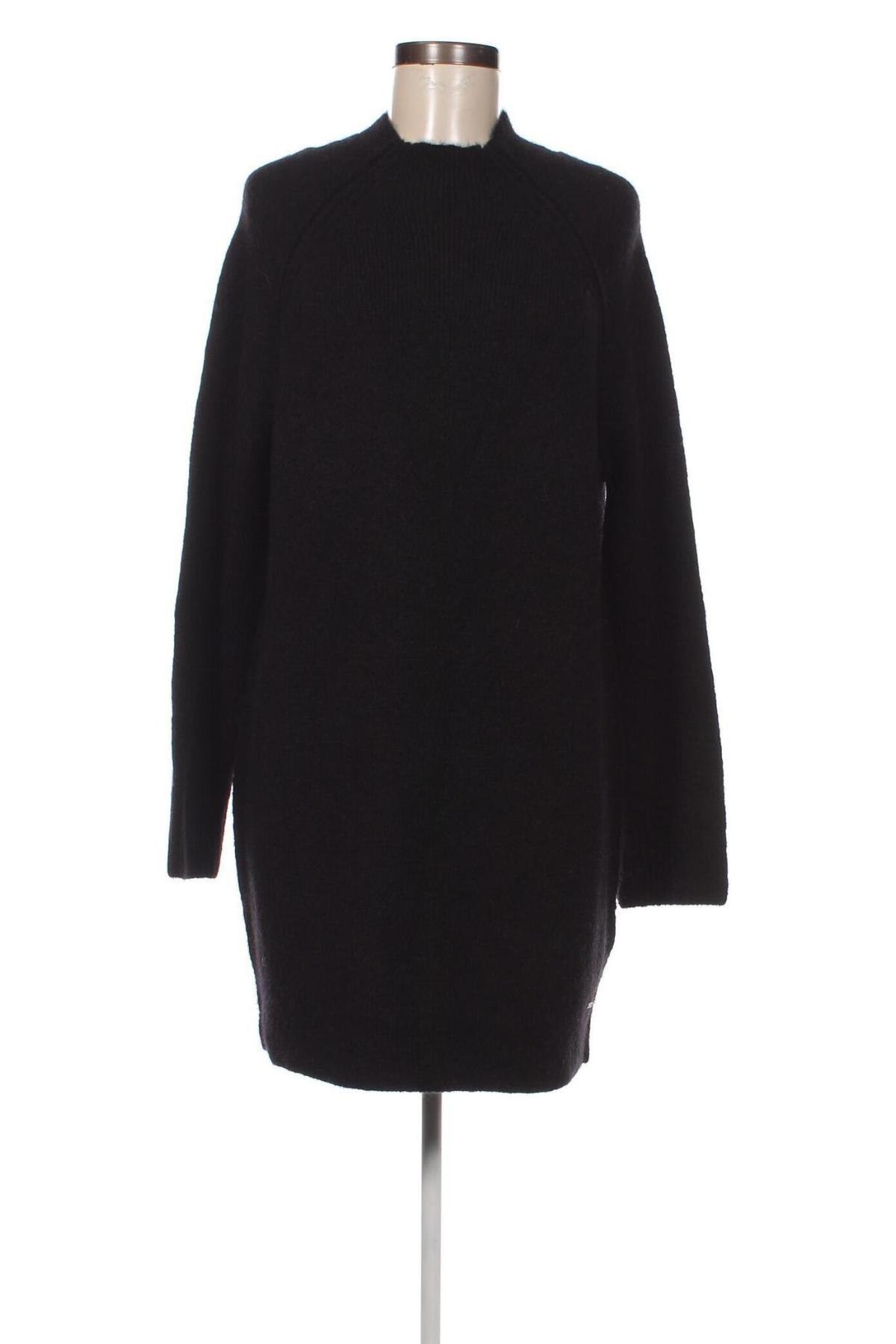 Šaty  Superdry, Veľkosť L, Farba Čierna, Cena  45,09 €