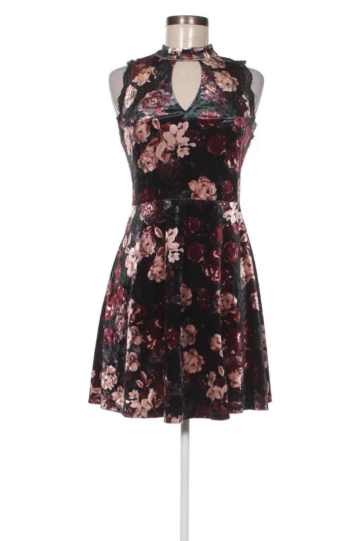 Kleid Xhilaration, Größe M, Farbe Mehrfarbig, Preis 5,25 €