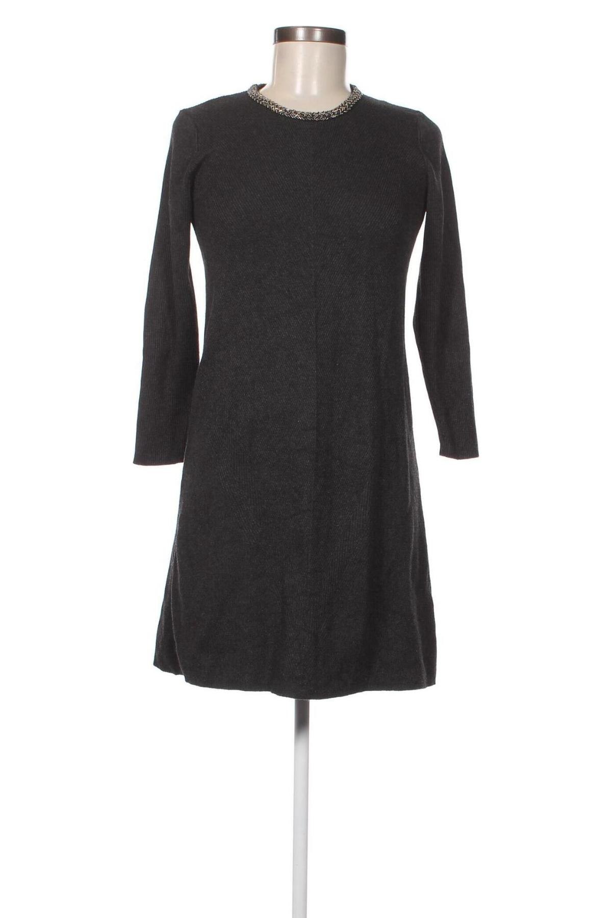 Kleid Zara Knitwear, Größe S, Farbe Grau, Preis 8,75 €
