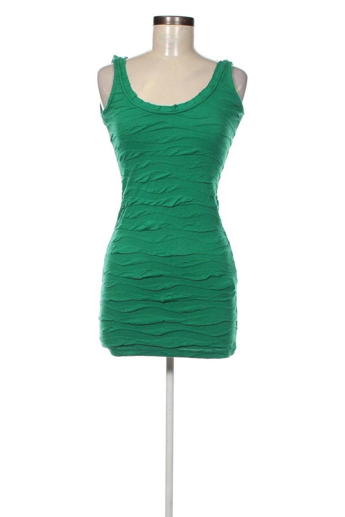 Рокля Zara Trafaluc, Размер M, Цвят Зелен, Цена 26,40 лв.