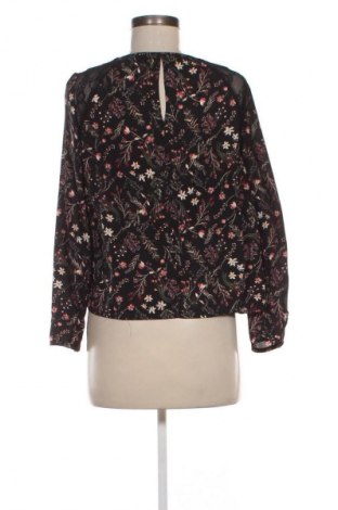 Dámská halenka Bershka, Velikost M, Barva Vícebarevné, Cena  109,00 Kč