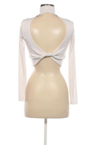 Damen Shirt Bershka, Größe S, Farbe Weiß, Preis 5,99 €