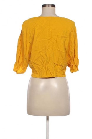 Damen Shirt Gina Tricot, Größe M, Farbe Gelb, Preis € 8,99