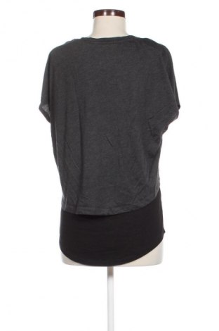 Γυναικεία μπλούζα H&M Sport, Μέγεθος M, Χρώμα Πολύχρωμο, Τιμή 5,99 €