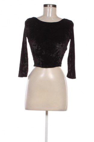 Dámská halenka Pull&Bear, Velikost S, Barva Černá, Cena  129,00 Kč