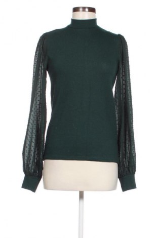 Damen Shirt Stradivarius, Größe S, Farbe Grün, Preis 5,99 €